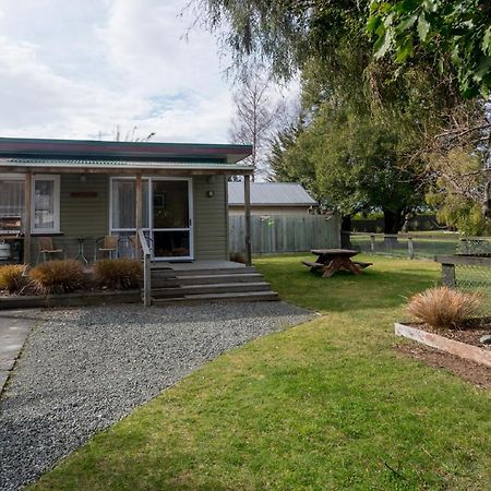 Accommodation Fiordland The Bach - One Bedroom Cottage At 226B Milford Road Te Anau Luaran gambar