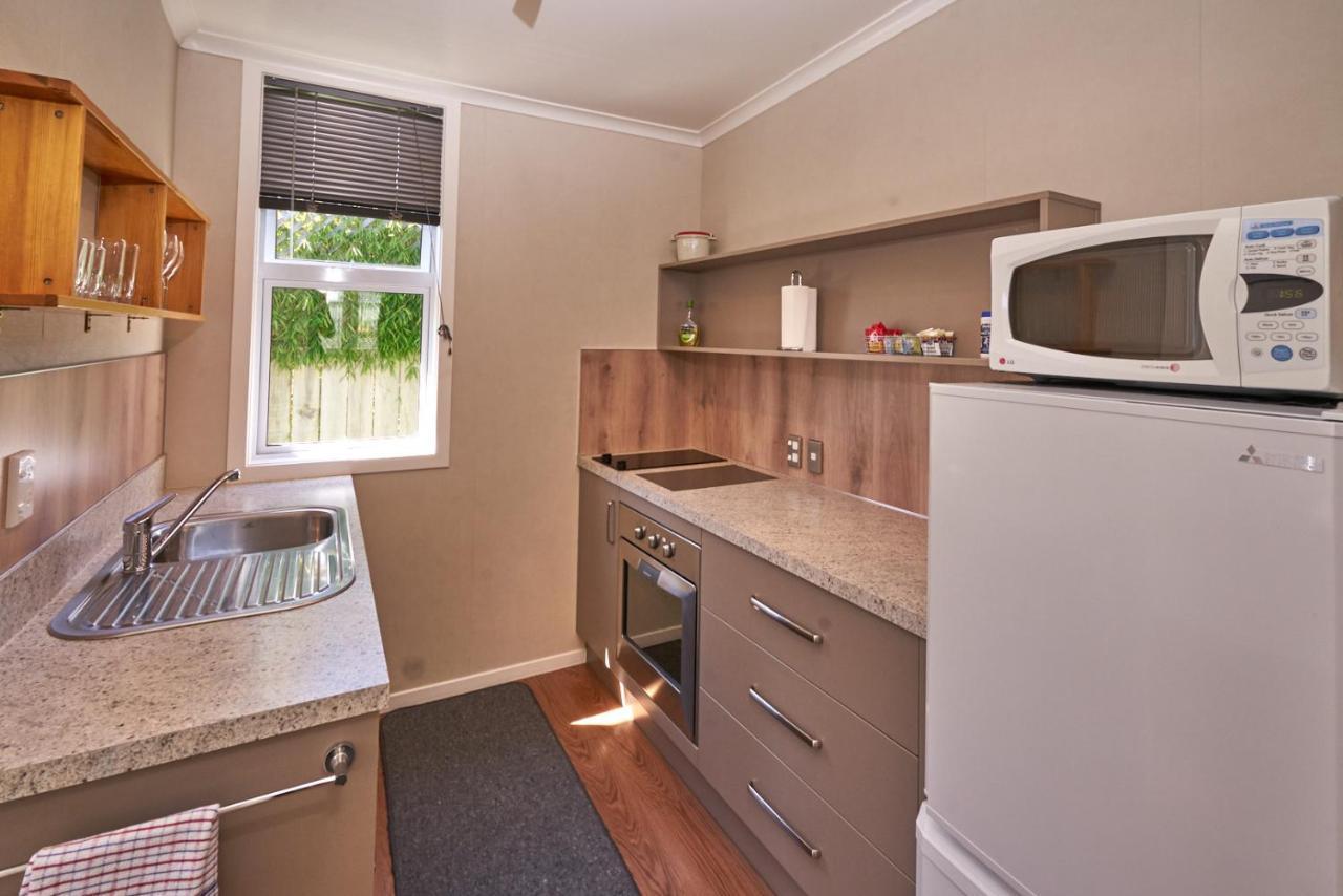 Accommodation Fiordland The Bach - One Bedroom Cottage At 226B Milford Road Te Anau Luaran gambar