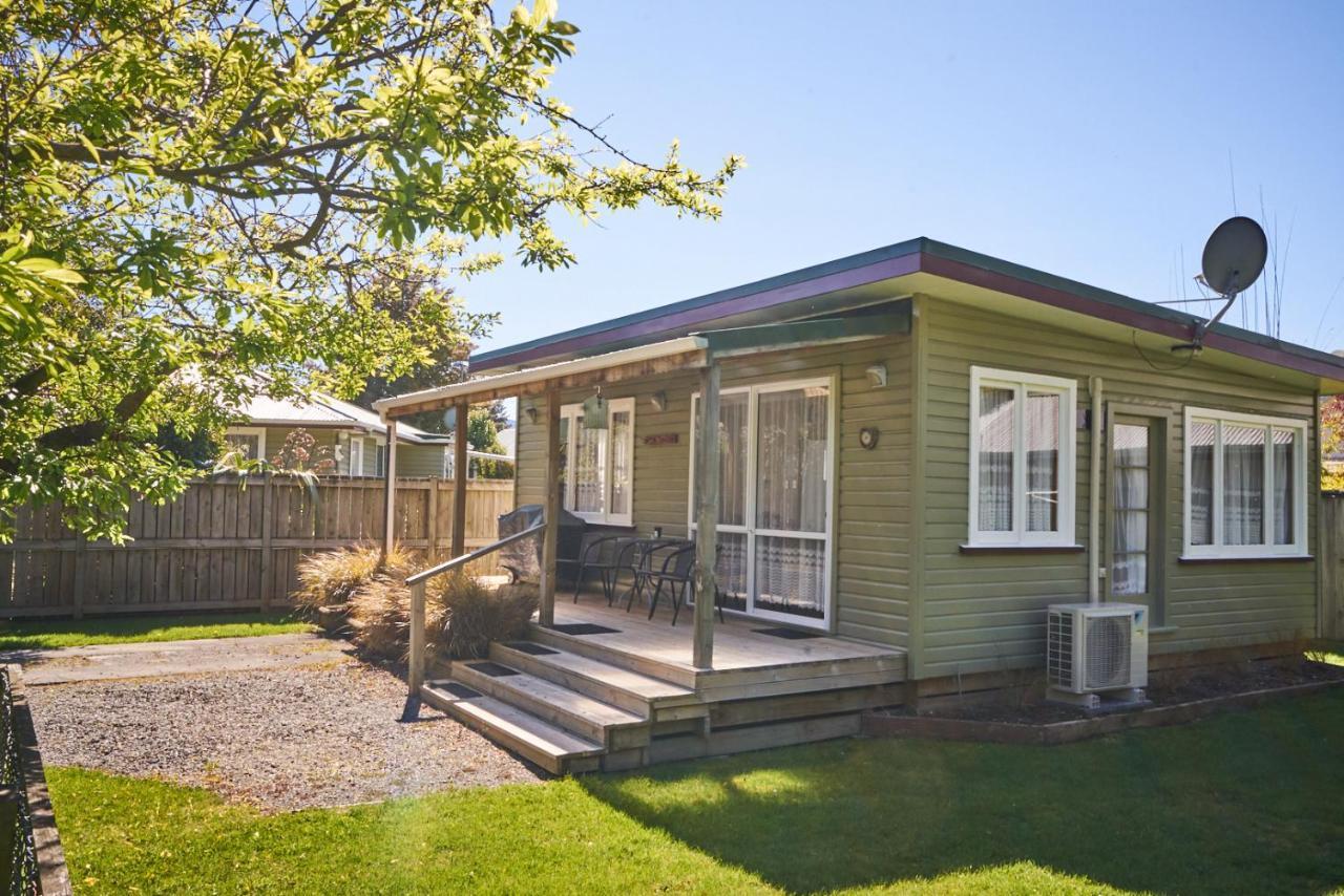 Accommodation Fiordland The Bach - One Bedroom Cottage At 226B Milford Road Te Anau Luaran gambar